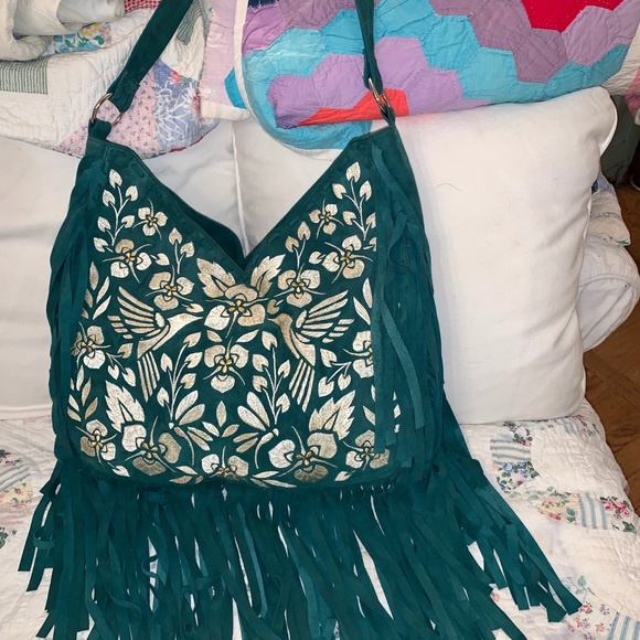 NEW HUGE EMBROIDERED FRINGED BOHO BAG FROM AUSTRALIA - ONE OF A KIND!!! - Picture 4 of 14